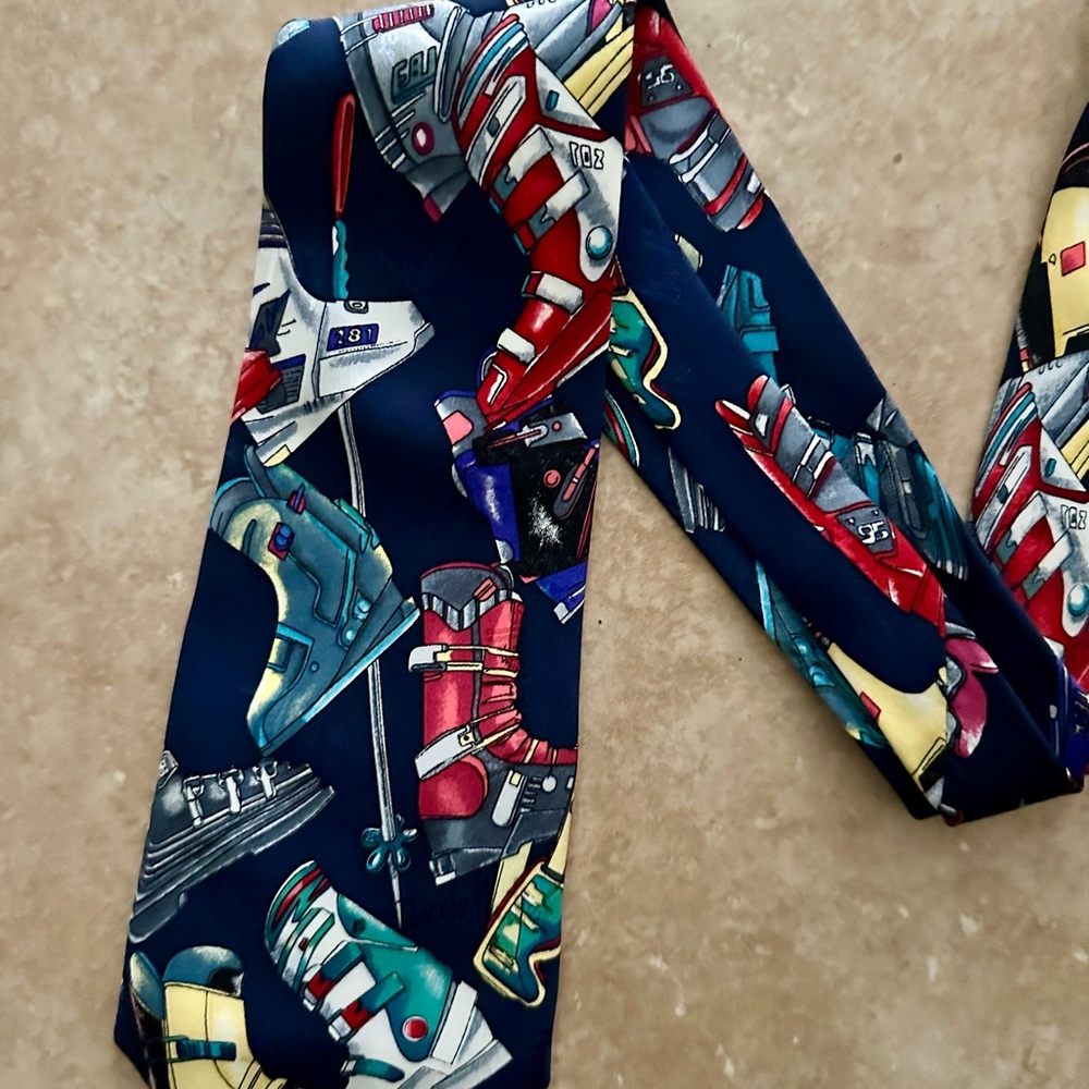Nicole Miller Vintage Ski Boot Silk Tie - Picture 2 of 3